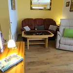 Kleine Monika * Dahme (Schleswig-Holstein)