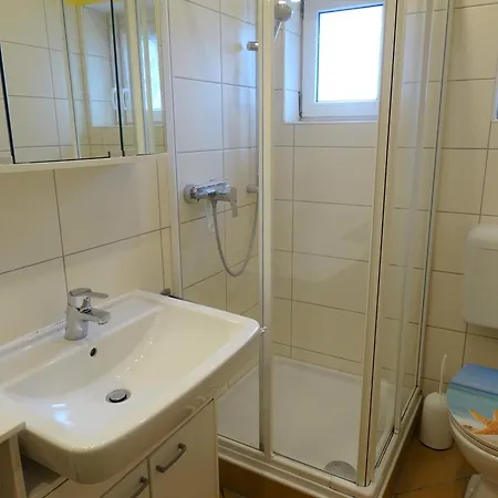 Kleine Monika Nyaraló *