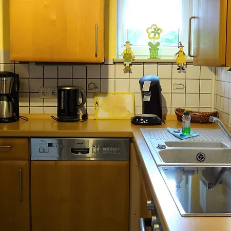 Kleine Monika Nyaraló *